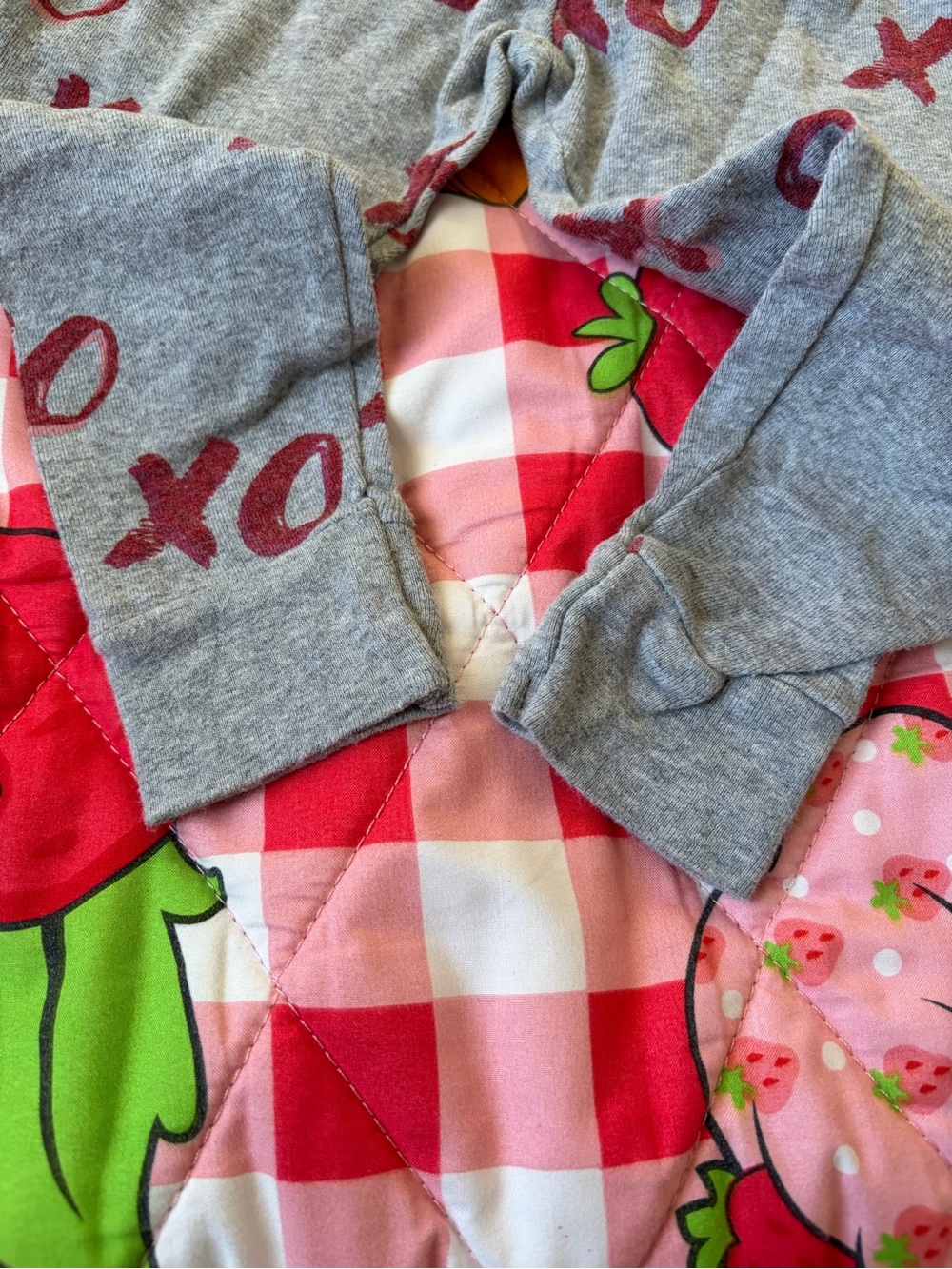 Pajama Set - Picture 6 of 6